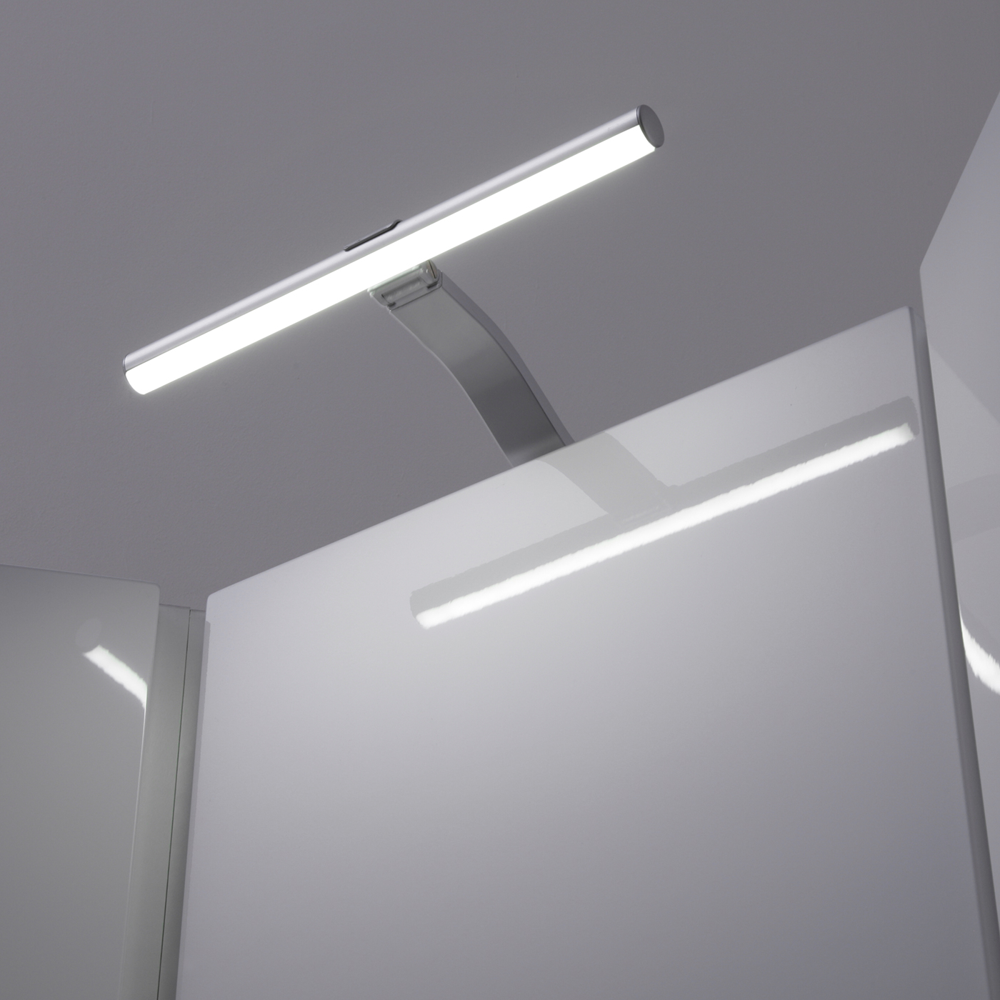 Biard 3.3W LED Schrankleuchte, runder Kopf, inkl. Netzstecker