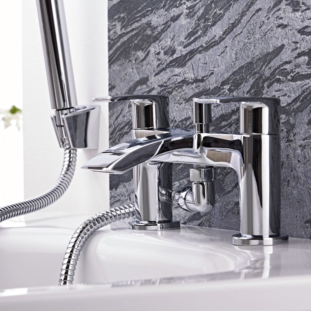 Badewannenarmatur mit Handbrause