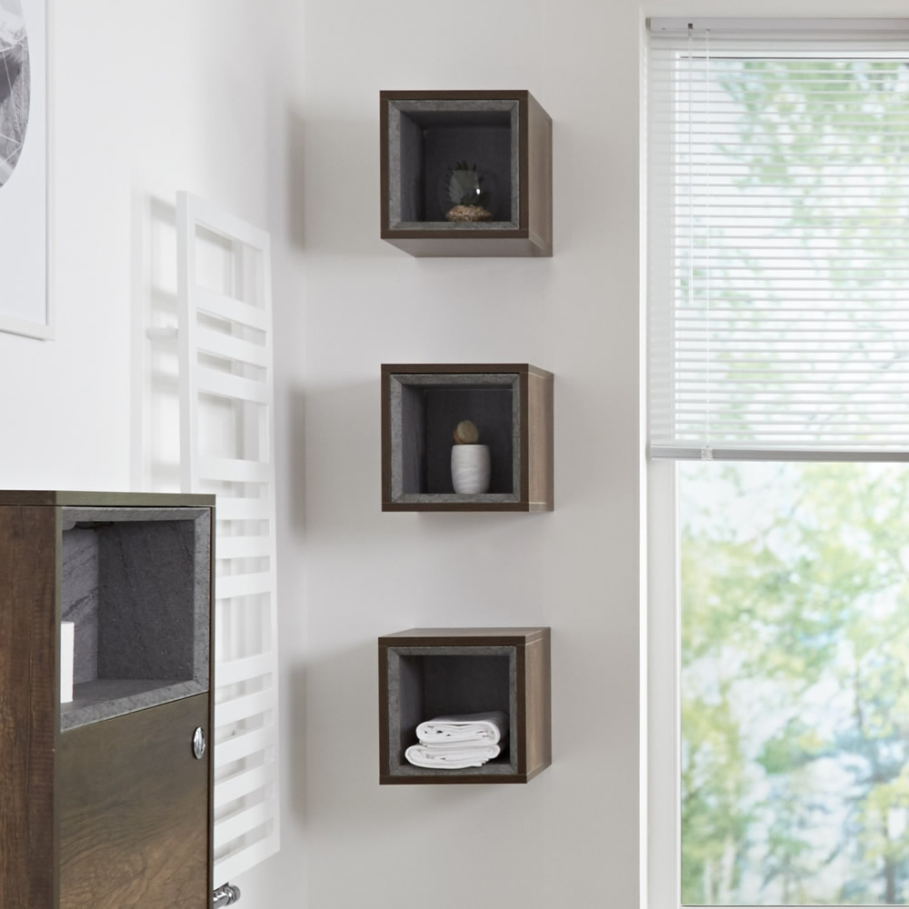 Hudson Reed Hoxton - 300mm moderne Regalbox - Dunkle Eiche zur Wandmontage
