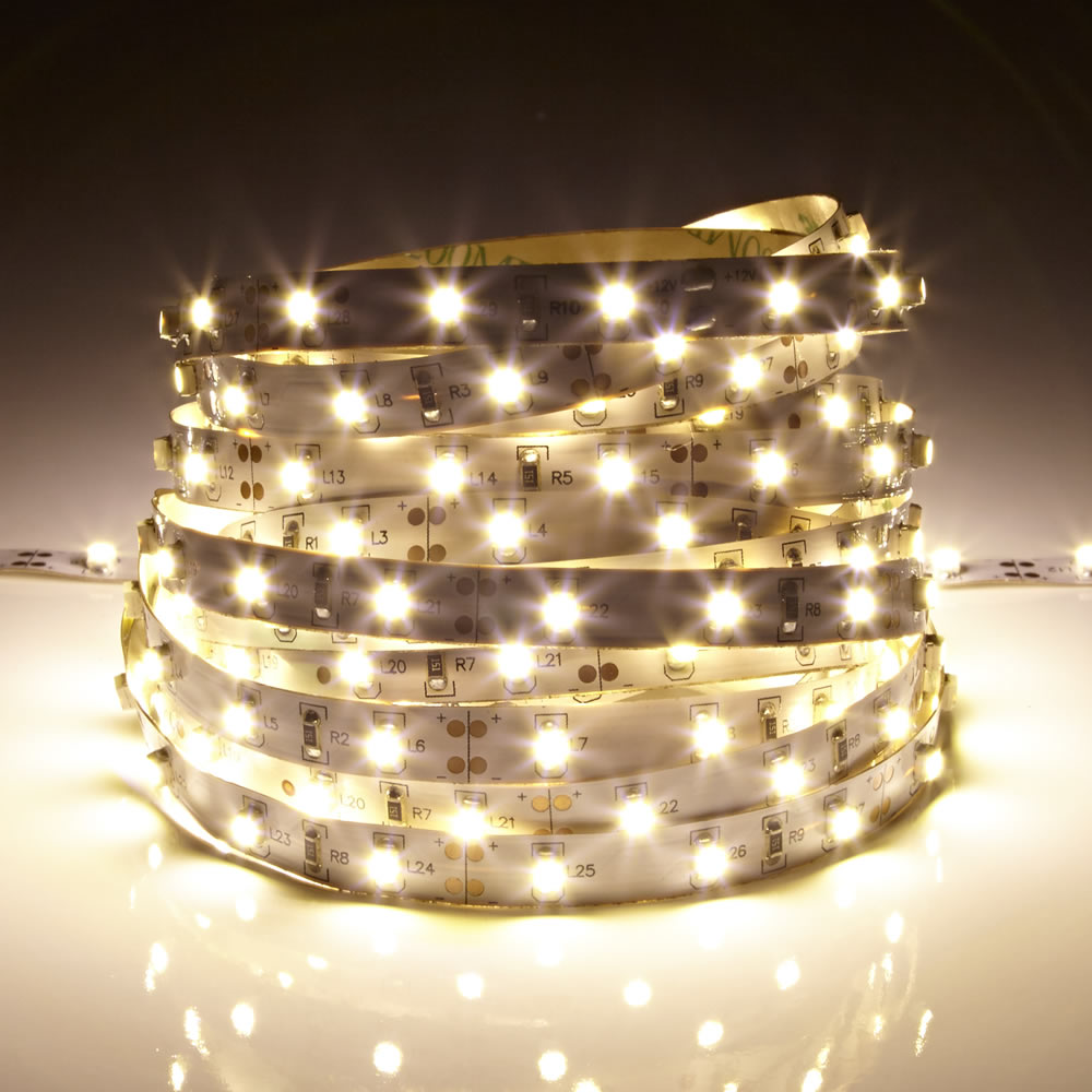 Biard 5m 3528 300 LED Strip, warmes Weiß, nicht wasserdicht