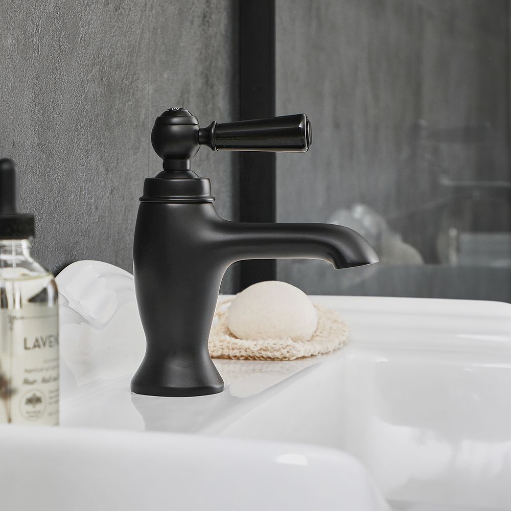 Wand-Wasserhahn Für Waschtisch – Poliertes Chrom, 2 Griffe, Schwenkbarer Auslauf – Für Küche Oder Bad