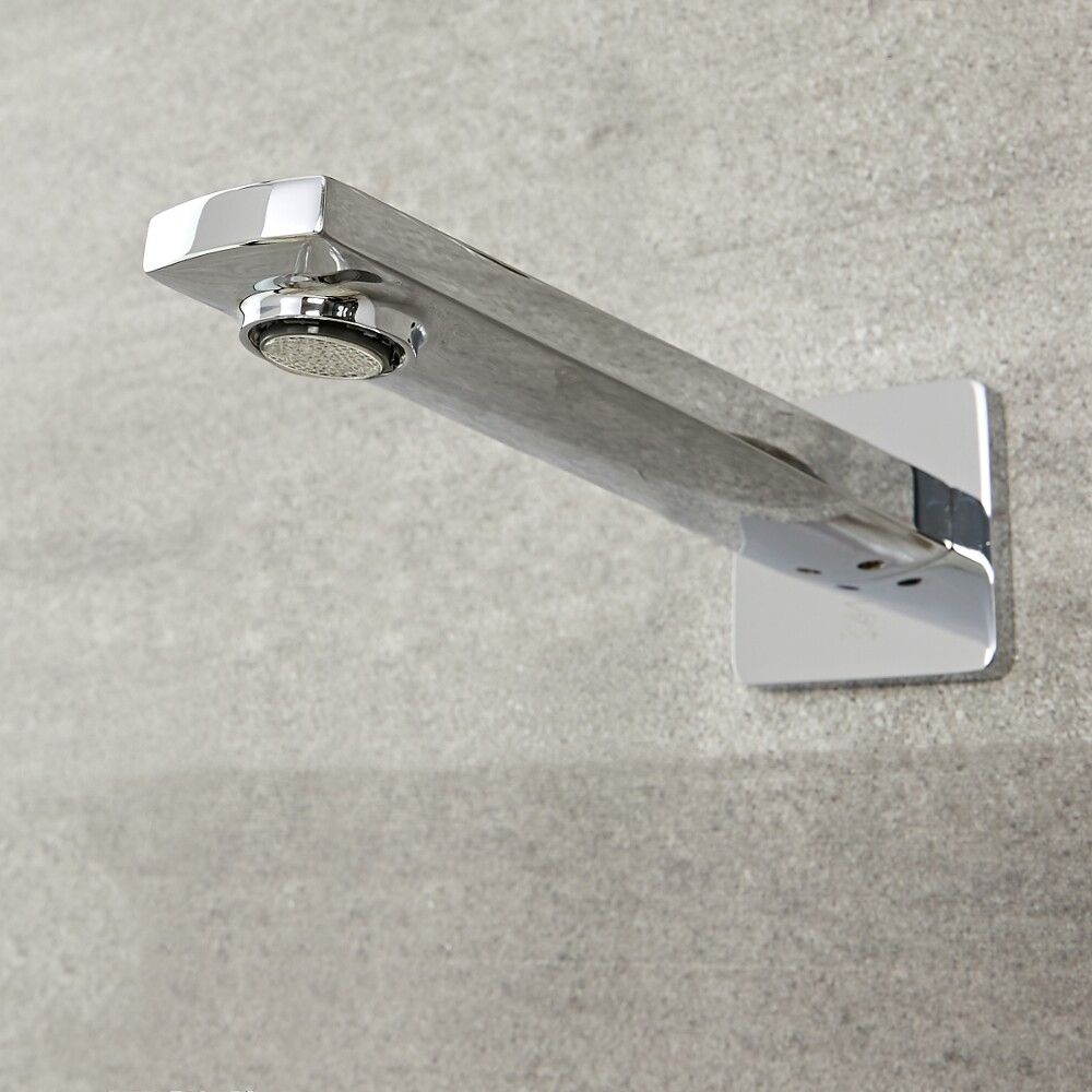 Logis Wandmontierte Badarmatur Mit Umsteller – Auslauf In Gebürstetem Nickel, Für Moderne Badezimmer