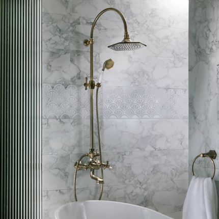 Art Deco Aufputz-Duschsäule mit Handbrauseset, Duschkopf und Wanneneinlauf Farbe wählbar - Earlham