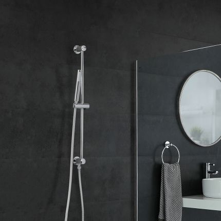 Brausestangenset mit Handbrause und integriertem Auslassbogen, Chrom – Como