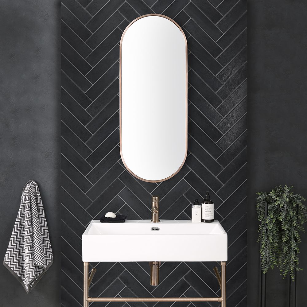 Ovaler Badspiegel mit Rahmen in gebürstetem Kupfer, wandmontiert, 600mm