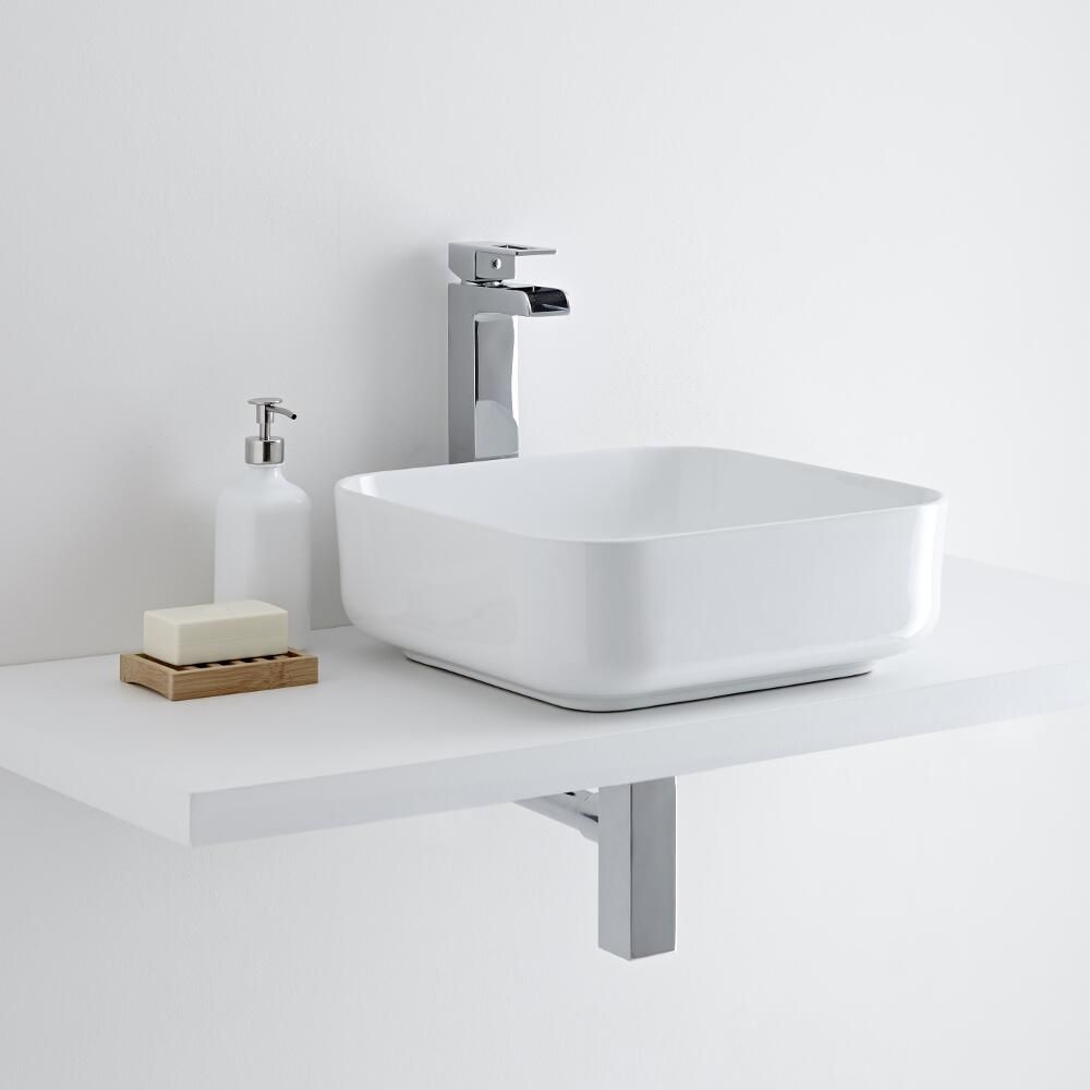 Aufsatzwaschbecken, quadratisch, 400mm x 400mm - mit hohem Wasserfall-Einhebelmischer – Milton