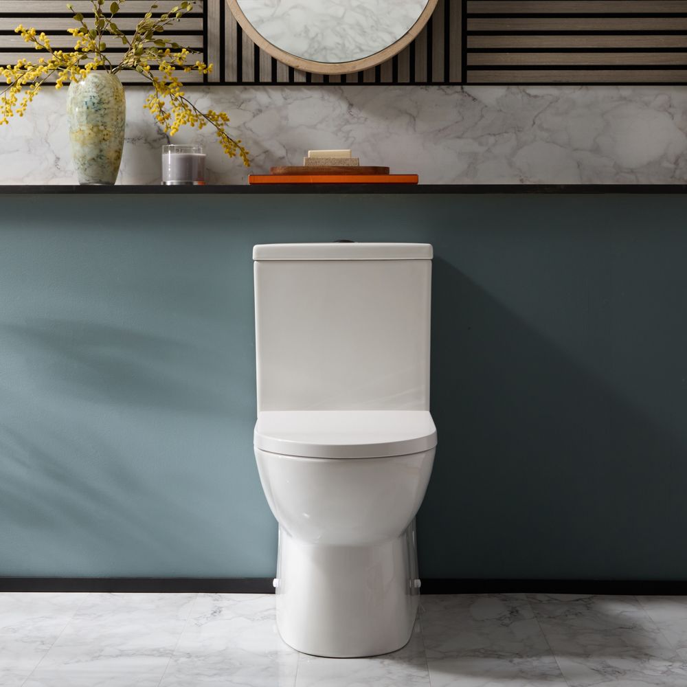 Stand-WC mit aufgesetztem Spülkasten & Spülknopf (Farbe wählbar) | inkl. Sitz mit Absenkautomatik - Hatfield