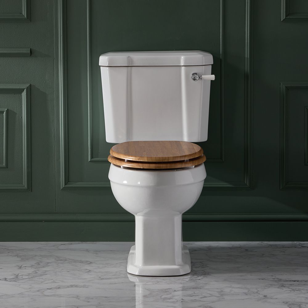 Stand-WC mit aufgesetztem Spülkasten, Sitz wählbarer – Richmond