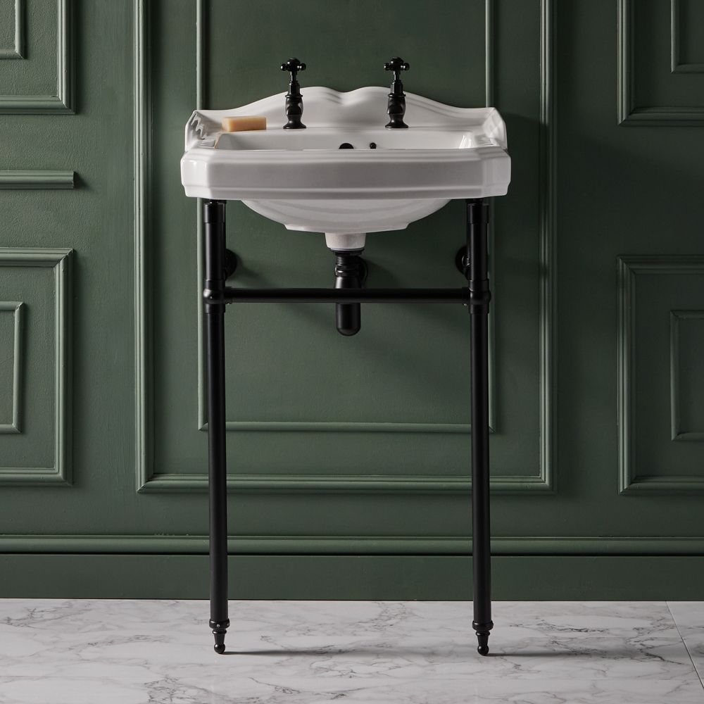 Waschbecken mit Metallgestell, Breite 590mm – Finish wählbar – Regent