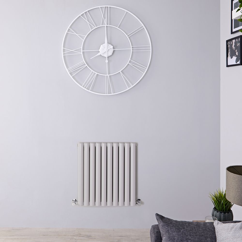 Design Heizkörper Horizontal Hellgrau 635mm x 590mm 932W (doppellagig) - Revive