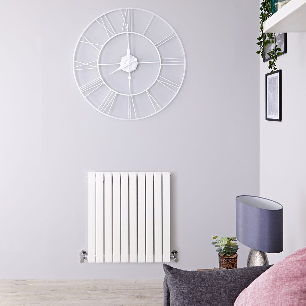 Design Heizkörper Horizontal Weiß 635mm x 590mm 601W (einlagig) - Sloane