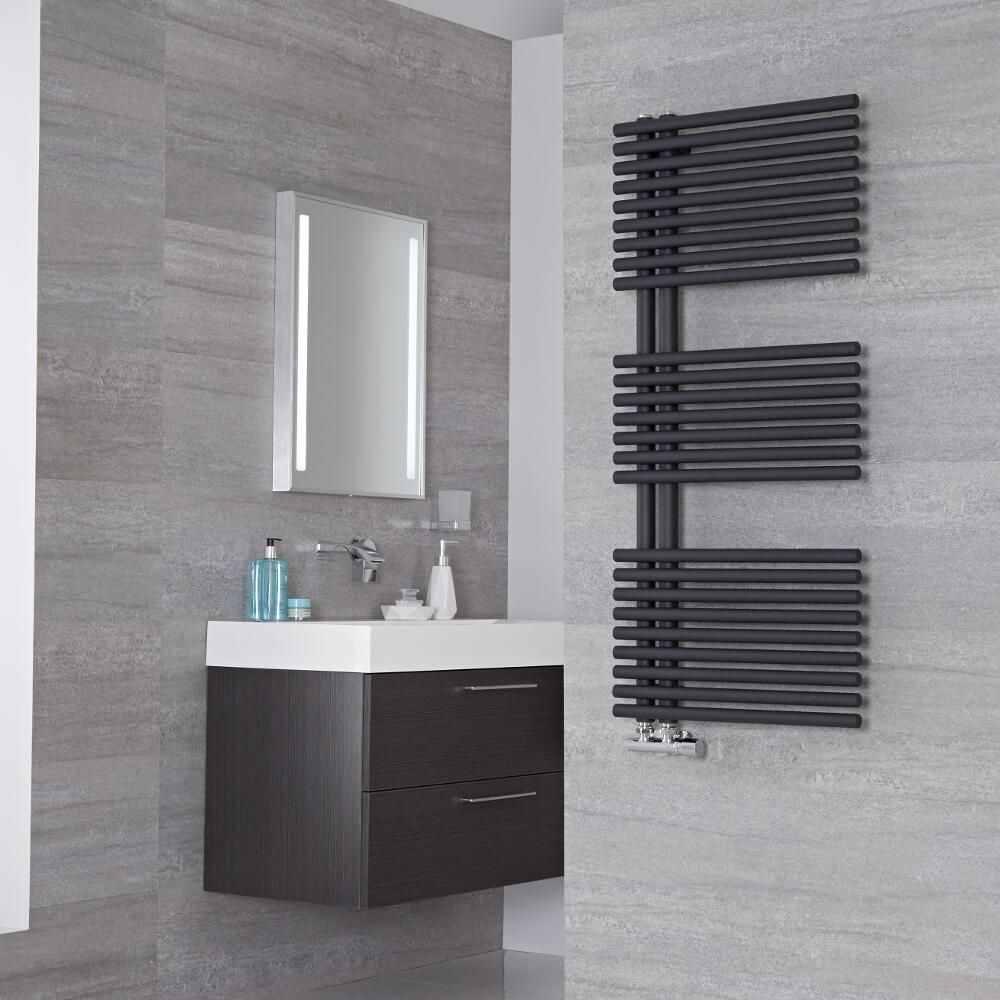 Design Handtuchheizkörper | Größe und Farbe wählbar – Lazzarini Way x Hudson Reed