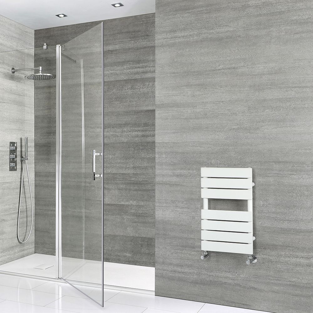 Handtuchheizkörper, 600mm x 400mm, 320W – mit flachen Heizlamellen – Weiß - Lustro