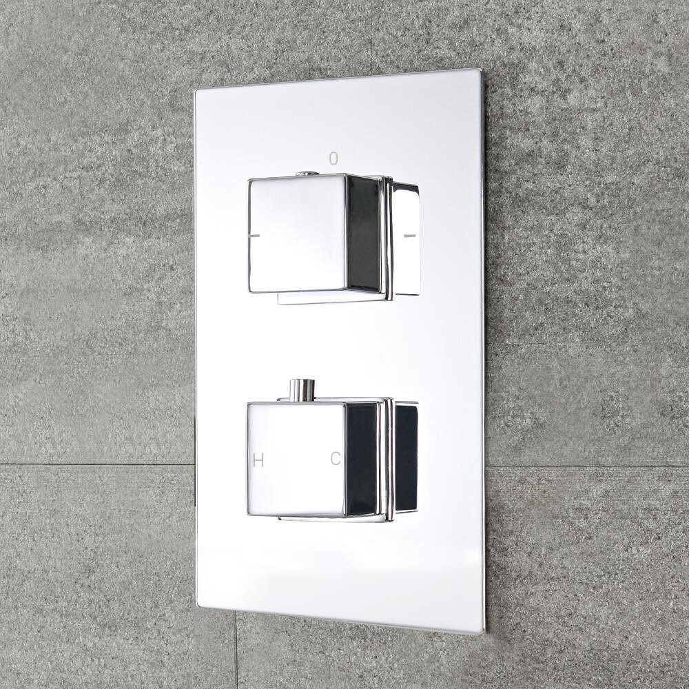 Dusch- und Badesystem mit Thermostat und Umsteller – mit Handbrauseset und Wasserfall-Wanneneinlauf – Chrom - Kubix