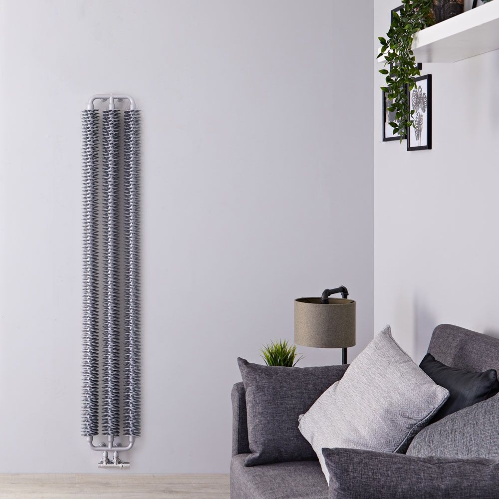 Design Heizkörper Vertikal Mittelanschluss Silber Matt 1720mm x 290mm - Tatra