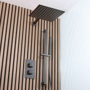 Unterputz-Thermostat für zwei Verbraucher mit Umsteller, 300mm Duschkopf & Brausestangenset | Schwarz – Preto