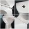 Stand-WC (Eckausführung) mit aufgesetztem Spülkasten & Spülknopf in Chrom inkl. Sitz mit Absenkautomatik – Weiß - Belstone