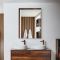 Hudson Reed Hoxton - Spiegel Dunkle Eiche 750 x 1000mm