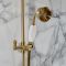 Duschsäule mit Aufputz-Thermostat - inkl. 194mm rundem Duschkopf, Handbrauseset und Wand-Wanneneinlauf – satiniertes Gold – Elizabeth