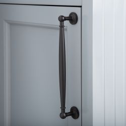 Traditioneller Hudson Reed Möbelgriff – Farbe wählbar