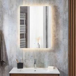 Moderner Wandspiegel mit LED- Beleuchtung 600mm x 800mm - Dawson