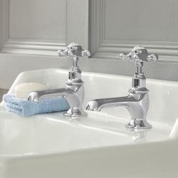 Hudson Reed Elizabeth - Traditionelle 2-Loch Kalt-/Warm-Waschtischarmatur, mit Kreuzgriffen - Finish wählbar