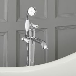 Elizabeth Traditionelle Freistehende Einloch Badewannenarmatur mit Brause - Wählbares Finish