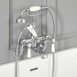 Elizabeth Traditionelle Wandmontierte Hebelgriff-Wannenarmatur mit Handbrause - Wählbares Finish