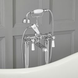 Elizabeth Traditionelle Freistehende Hebelgriff-Wannenarmatur mit Brause - Wählbares Finish