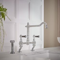 Hudson Reed Elizabeth - Traditionelle Küchen-Brückenarmatur - inkl. ausziehbarer Spülbrause und schwenkbarem Hahn (gerade) - Farbe wählbar