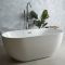 Freistehende Badewanne (oval) mit zwei Rückenschrägen, Größe & Farbe des Überlaufs wählbar (Mittelablauf) – Otterton