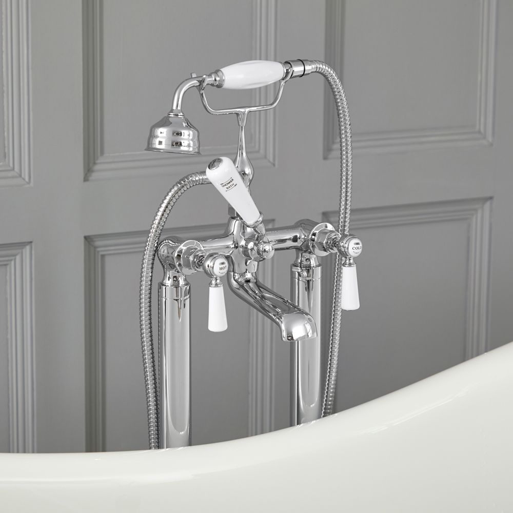 Elizabeth Traditionelle Freistehende Hebelgriff-Wannenarmatur mit Brause - Wählbares Finish