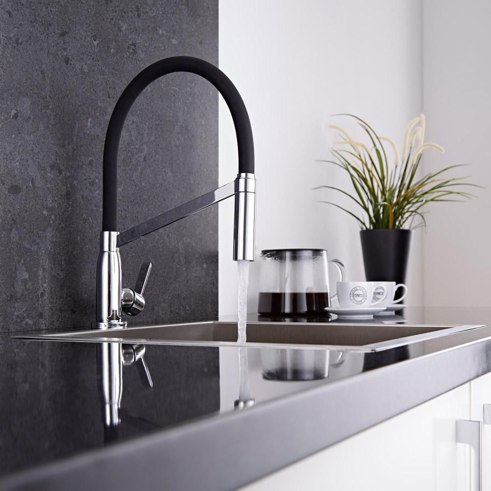 1-Loch Küchenarmatur mit flexibler Spülbrause – Schwarz/Chrom - Select