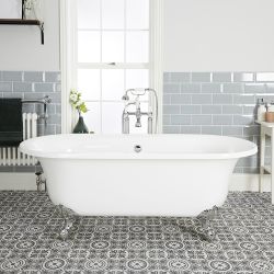 Freistehende Badewanne mit Mittelablauf, 1730mm x 780mm | Weiß, Farbe der Füße wählbar – Richmond