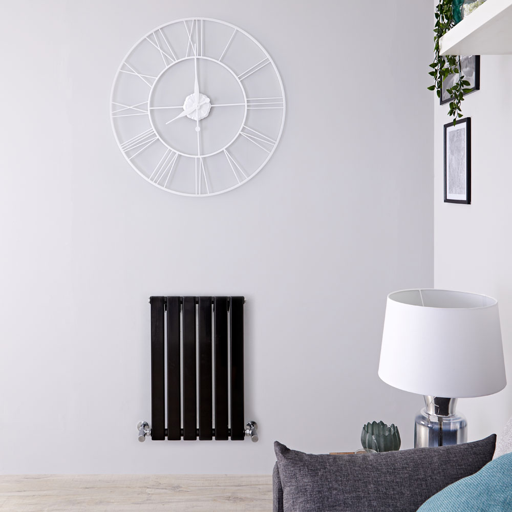 Design Heizkörper Horizontal Einlagig Schwarz 635mm x 420mm 376W - Delta