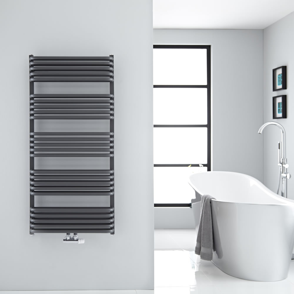 Handtuchheizkörper Vertikal Mittelanschluss Anthrazit 1269mm x 600mm 1338W - Arch