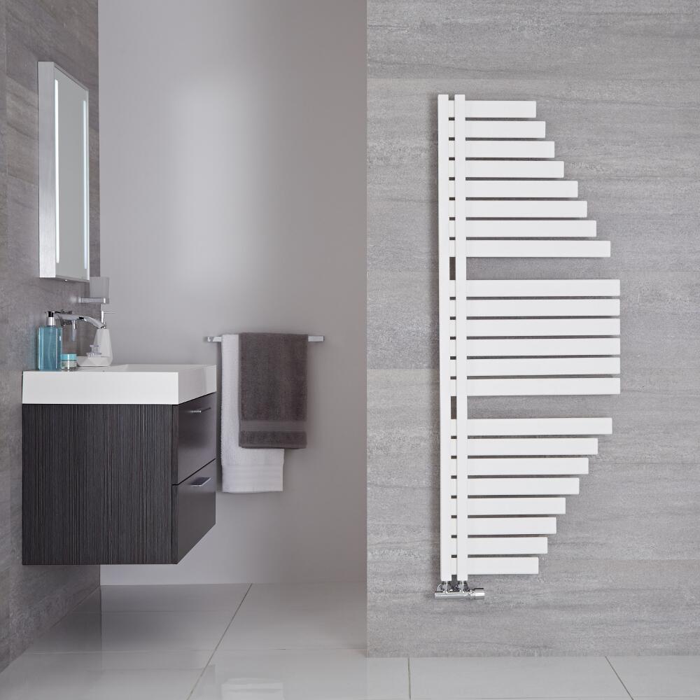 Handtuchheizkörper Mittelanschluss versetzt Mineral Weiß 689W 1460mm x 547mm - Lazio