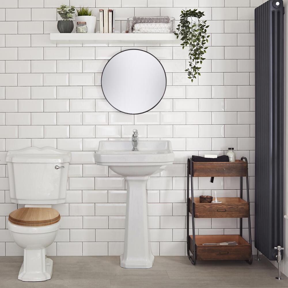 Traditionelles WC inkl. Toilettensitz aus Holz Walnuss und Spülkasten